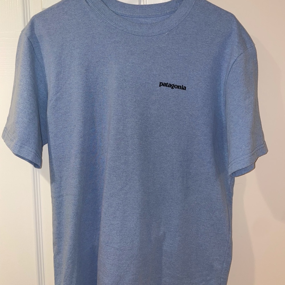 Mens Medium Patagonia Shirt